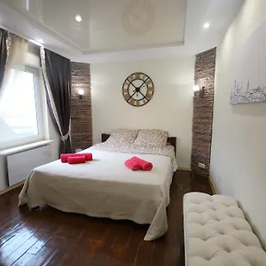 Апартаменты Romantic In 500m From Opera, Львов